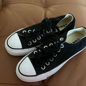 Platform converse shoes